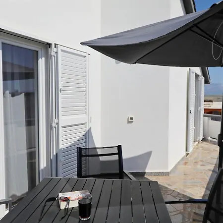 Apartman Mit Blick Auf Wasser By Interhome Vir