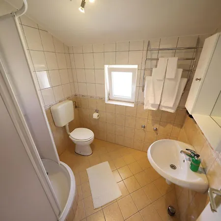 Mit Blick Auf Wasser By Interhome * Vir