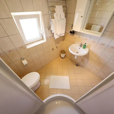Mit Blick Auf Wasser By Interhome *
